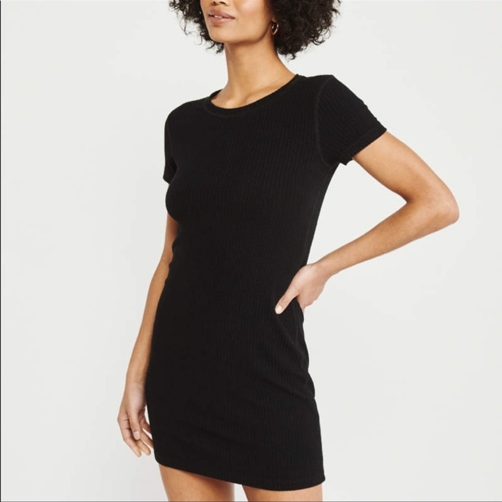A&F knit short sleeve mini dress